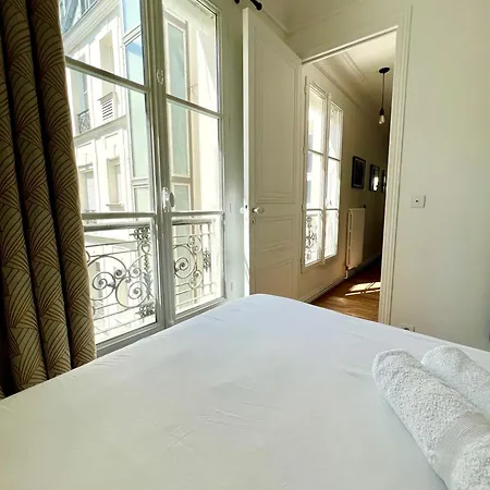 דירה De Charme - Place Victor Hugo - 16e פריז